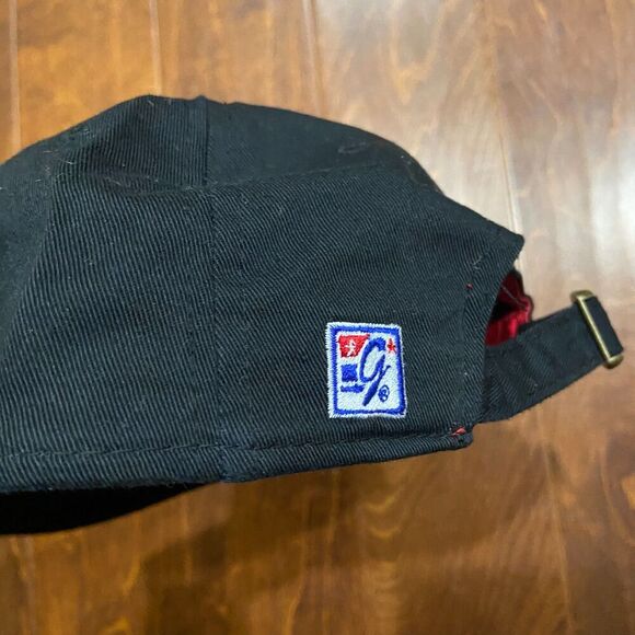 The Game Vintage Quantum Performance Tuned Car Parts Black Red Cap Hat One Size - Picture 6 of 8